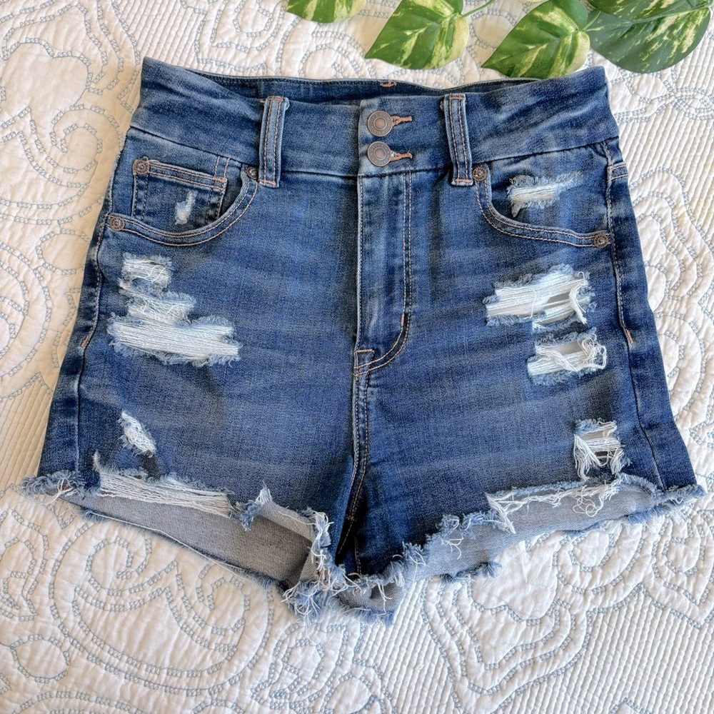 American Eagle | AE Ne(x)t Level High-Waisted Denim Curvy Short Short 2